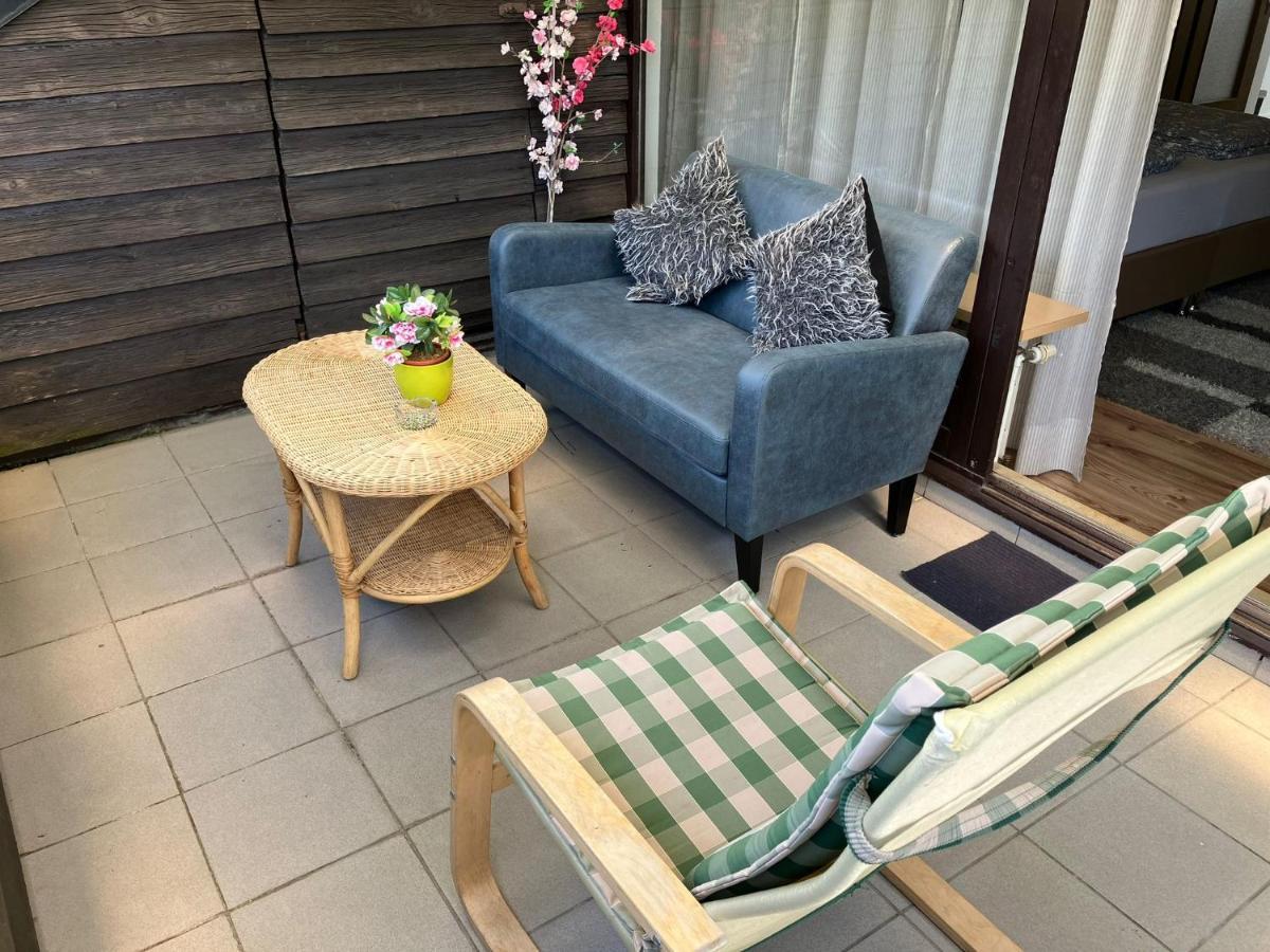 Private Studio Apartment With Balcony In Dortmund-Brackel Exterior photo