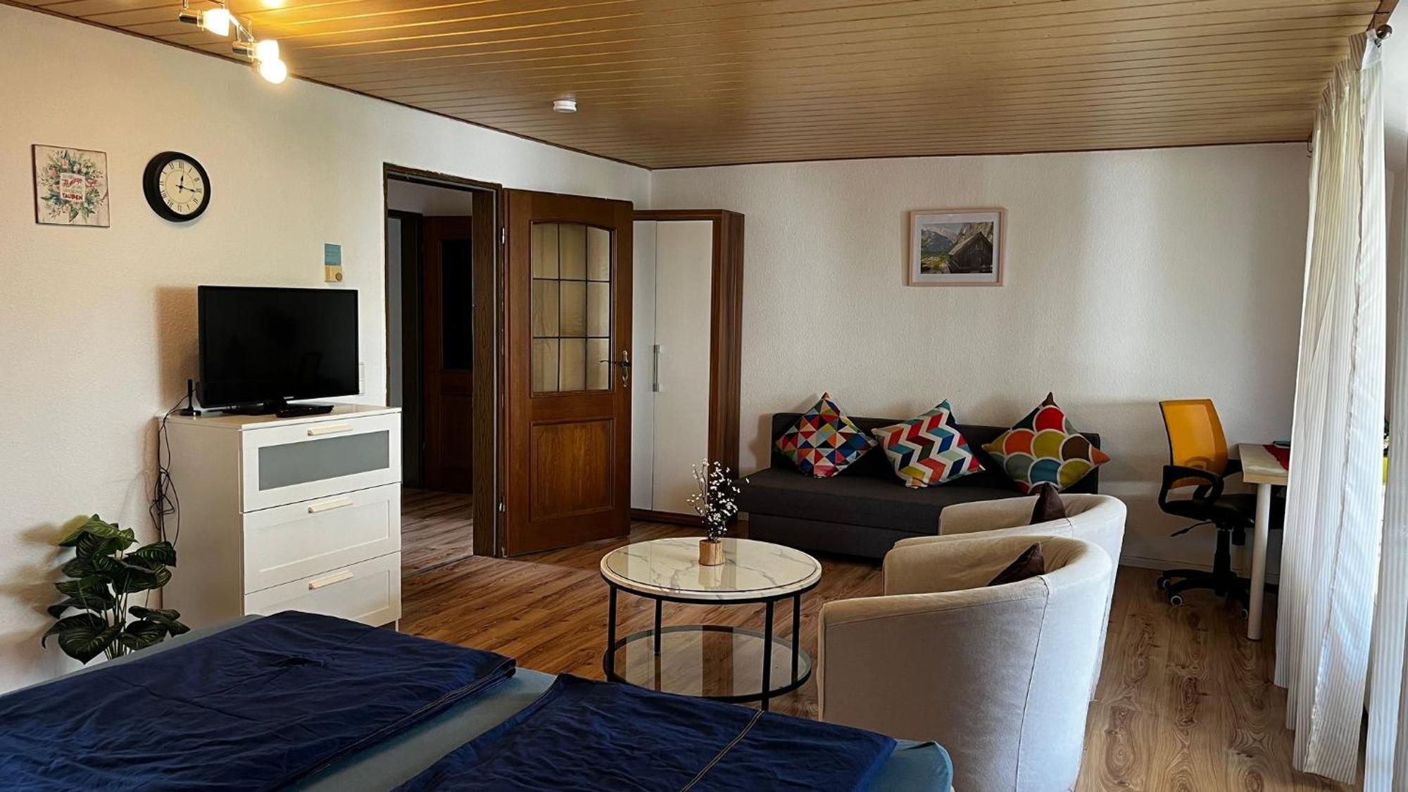 Private Studio Apartment With Balcony In Dortmund-Brackel Exterior photo